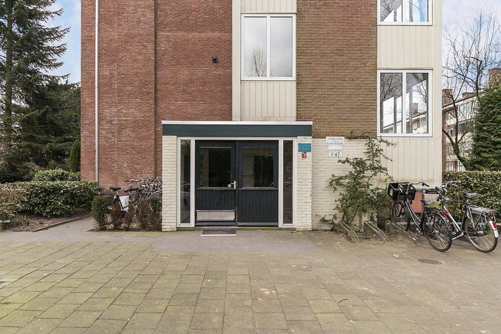 Bekijk foto 21 van Saturnusstraat 23