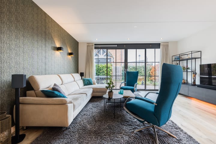 Photo 12 of Thomas Morelaan 60