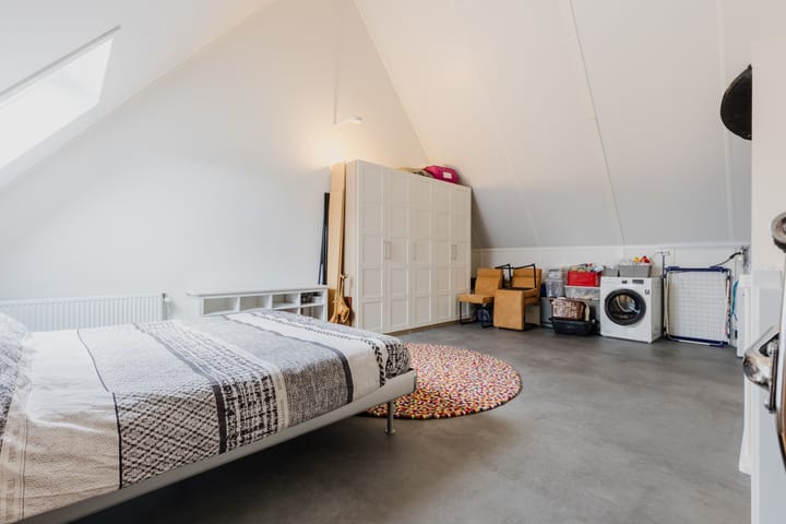 Photo 29 of Thomas Morelaan 60