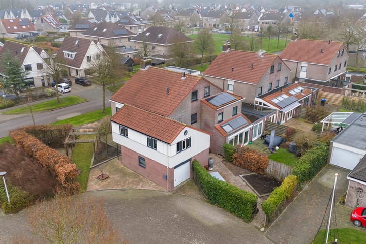 Foto 40 van Linebeamleane 10