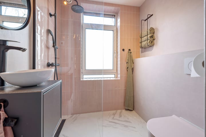 Foto 7 van Van Oldenbarneveldtstraat 72-A2