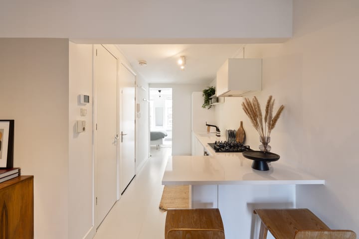 Foto 9 van Van Oldenbarneveldtstraat 72-A2