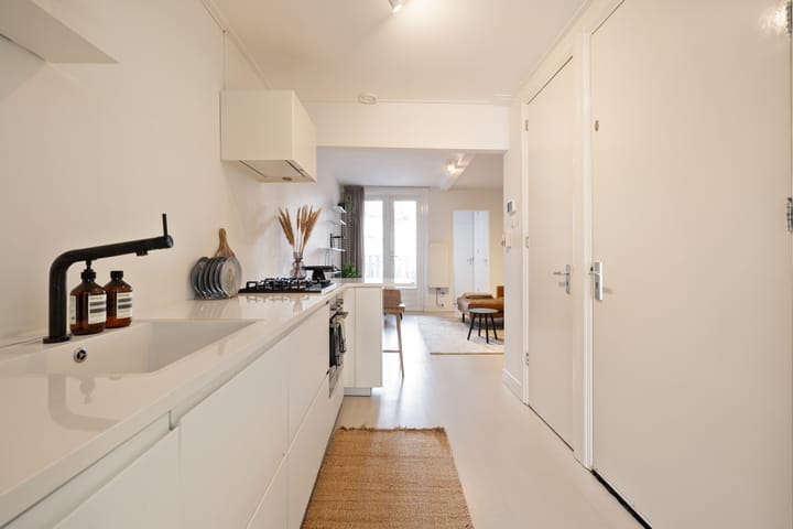 Foto 16 van Van Oldenbarneveldtstraat 72-A2