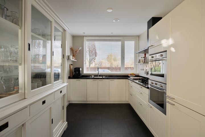 Foto 17 van Barbeellaan 97