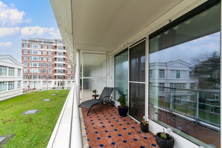 Foto 21 van Burgemeester De Monchyplein 90