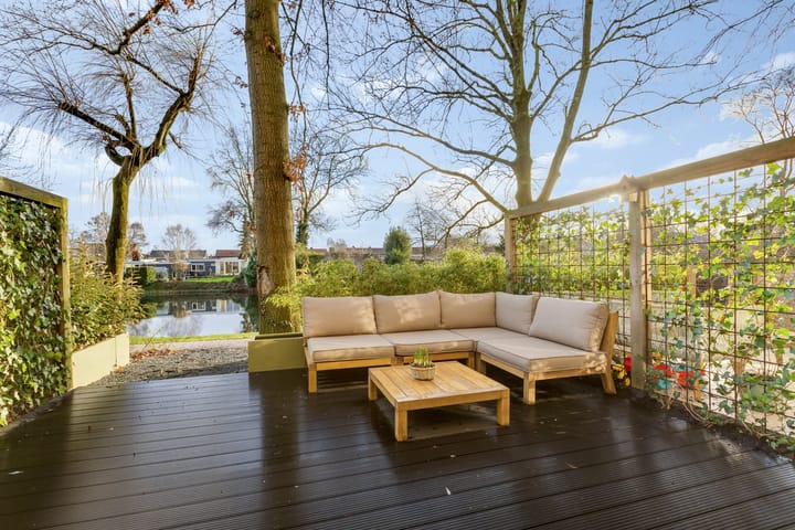 Foto 2 van Larikslaan 1-P