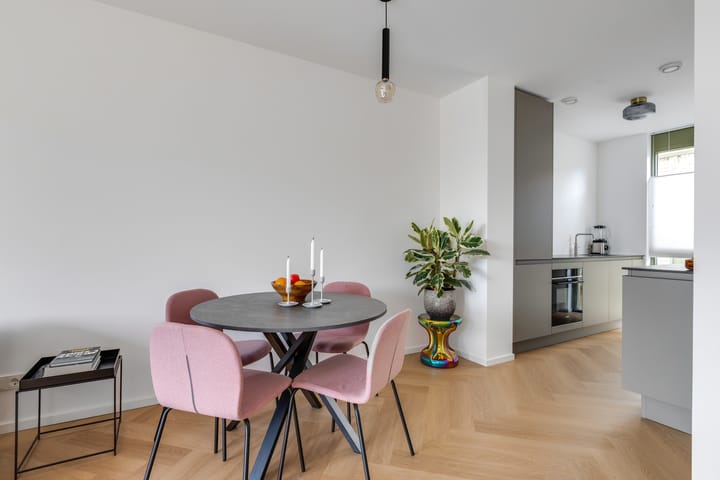 Foto 4 van Larikslaan 1-P