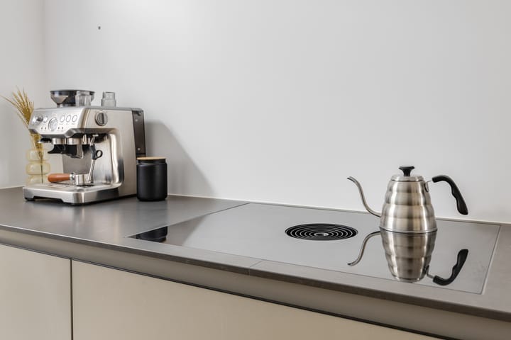 Foto 19 van Larikslaan 1-P