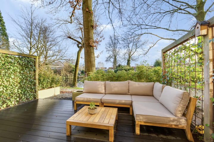 Foto 40 van Larikslaan 1-P