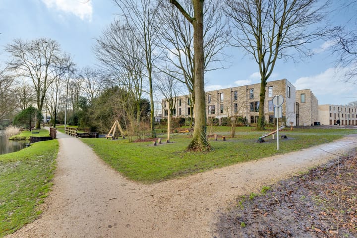 Foto 43 van Larikslaan 1-P