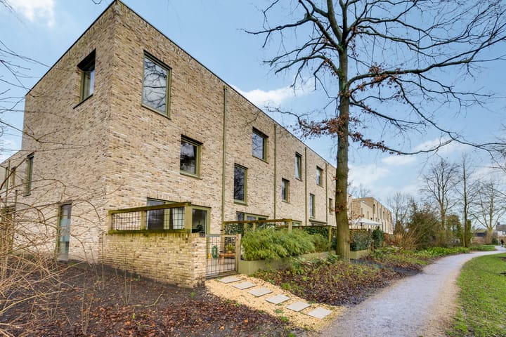 Foto 52 van Larikslaan 1-P