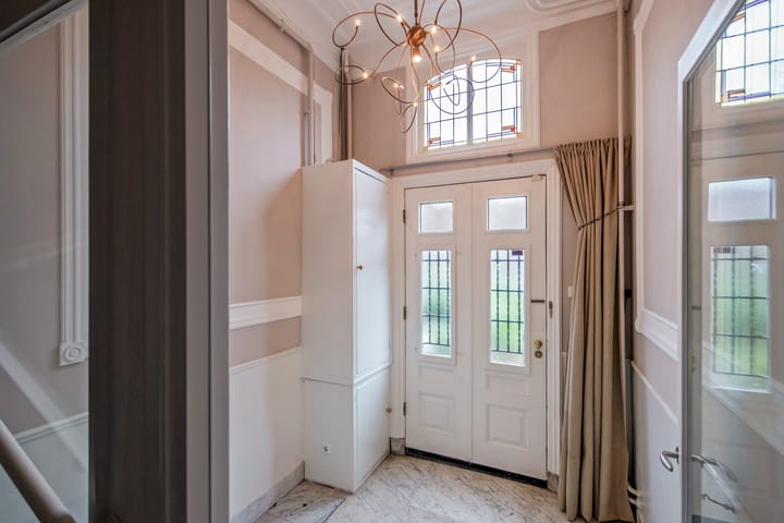 Foto 9 van Johan van Oldenbarneveltlaan 48