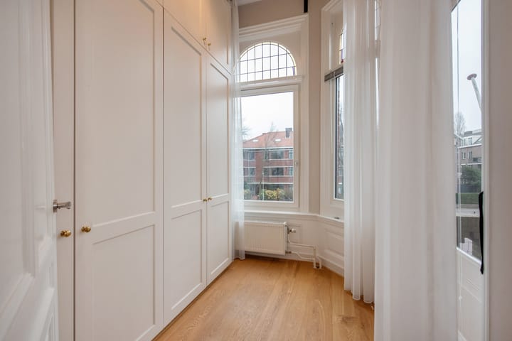 Foto 47 van Johan van Oldenbarneveltlaan 48