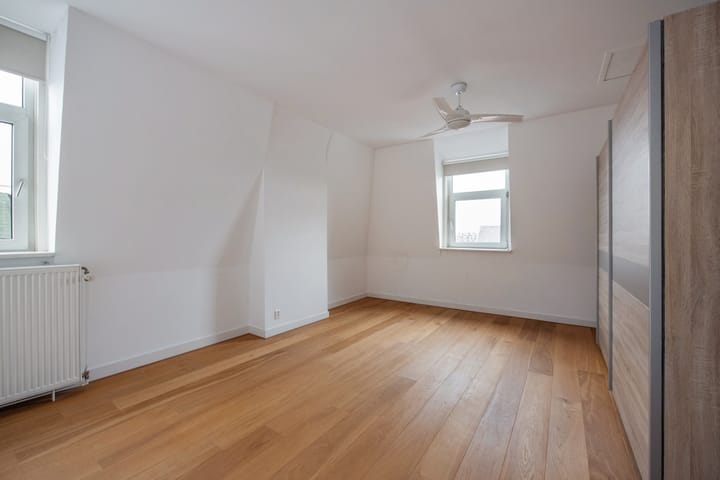 Foto 56 van Johan van Oldenbarneveltlaan 48