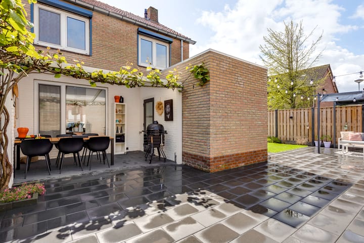 Foto 15 van Burgemeester Petersstraat 5