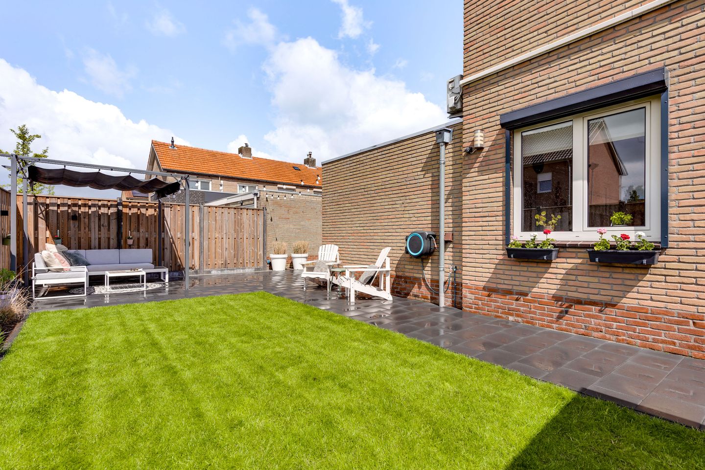 Photo 20 of Burgemeester Petersstraat 5