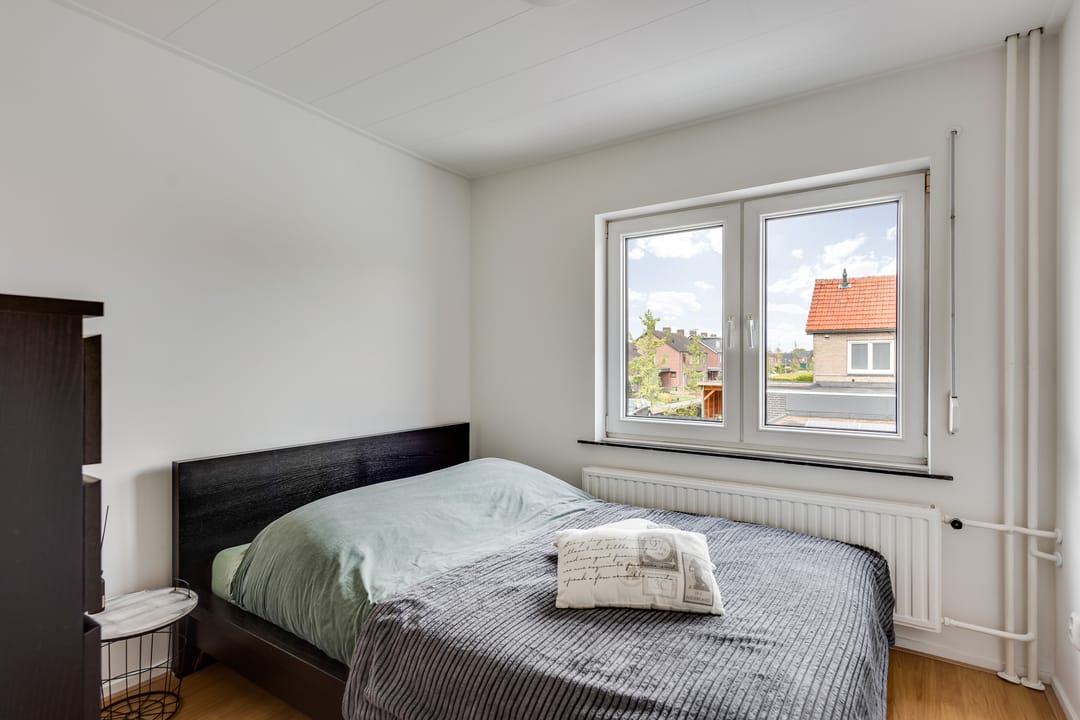 Photo 23 of Burgemeester Petersstraat 5