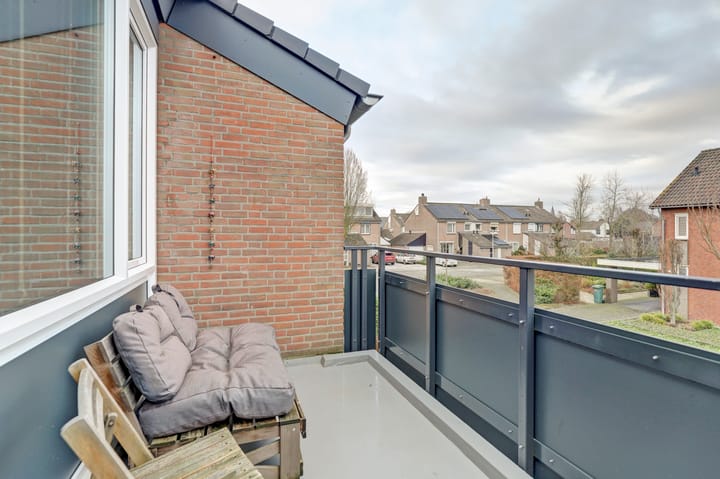 Foto 12 van Schout van Merwijckstraat 42