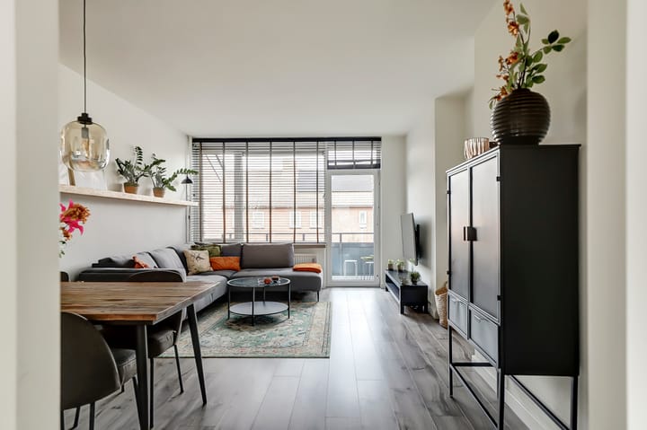 Foto 19 van Schout van Merwijckstraat 42