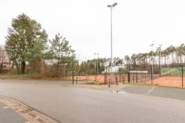 Photo 37 of Antonie van Leeuwenhoeklaan 237