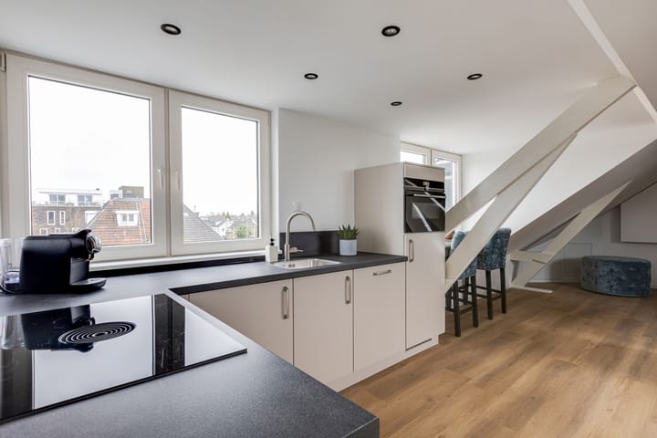 Photo 2 of Middellaan 5-A