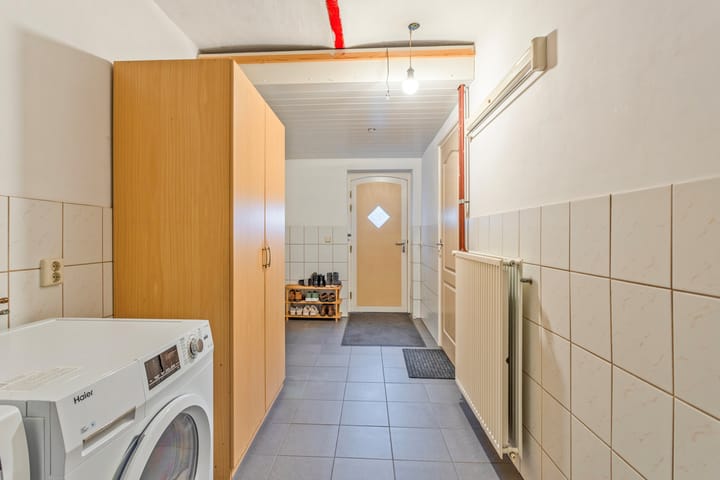 Foto 31 van Voerenweg 13-A