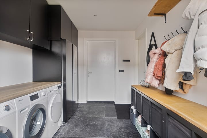 Foto 14 van Aendijkestraat 6