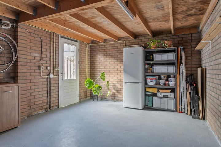 Photo 30 of Roerstraat 20