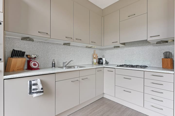 Foto 9 van Ribesstraat 4