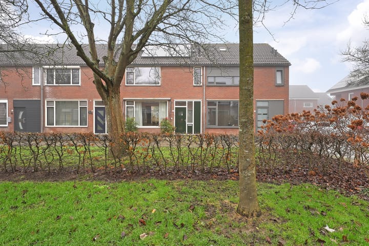 Foto 27 van Ribesstraat 4