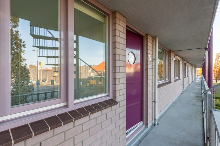 Foto 6 van Van Meerbeekstraat 50