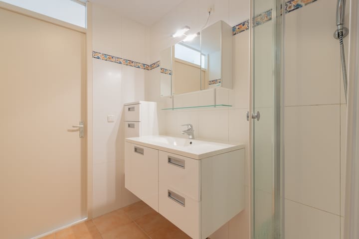 Foto 25 van Van Meerbeekstraat 50