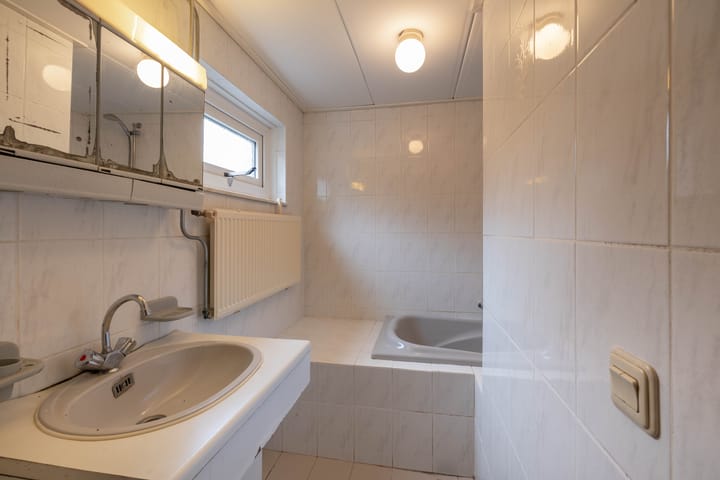 Foto 9 van J. Duikerstraat 14