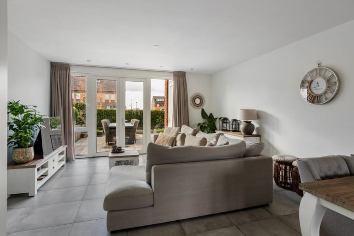 Foto 2 van Purperreiger 13