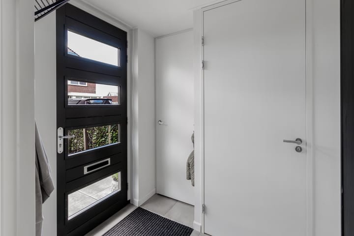 Foto 9 van Purperreiger 13