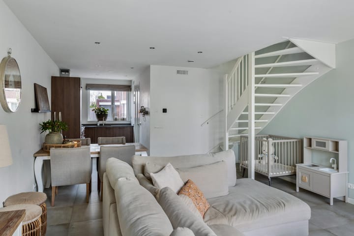 Foto 16 van Purperreiger 13