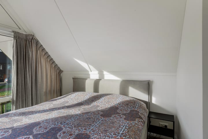 Foto 26 van Purperreiger 13