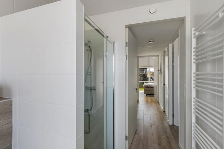 Foto 39 van Purperreiger 13