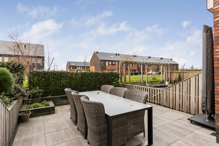 Foto 43 van Purperreiger 13