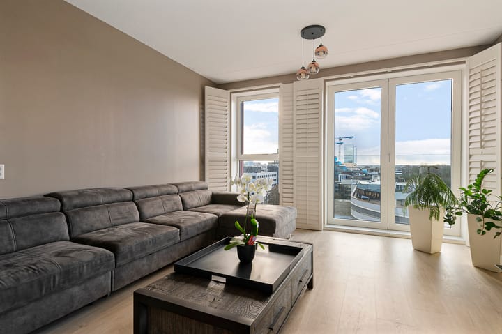 Foto 7 van Mies van der Rohestraat 113