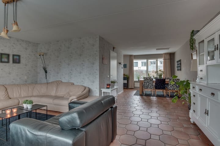 Foto 17 van Burgemeester van Engelenweg 203-C