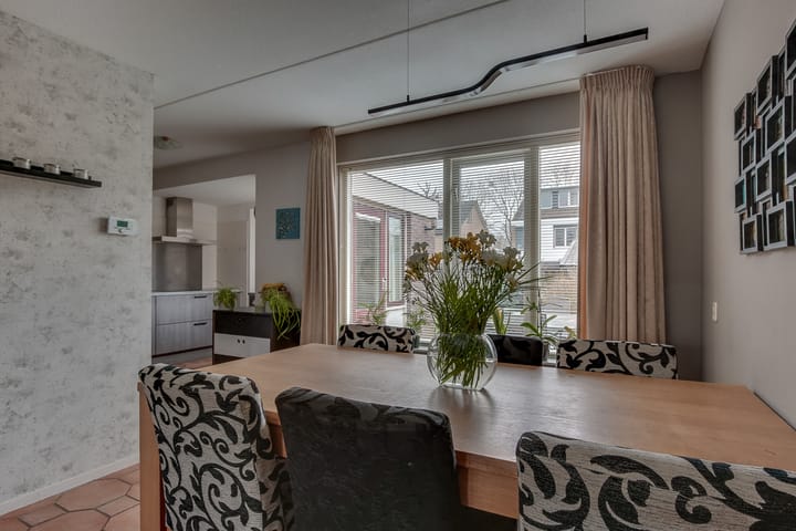 Foto 19 van Burgemeester van Engelenweg 203-C