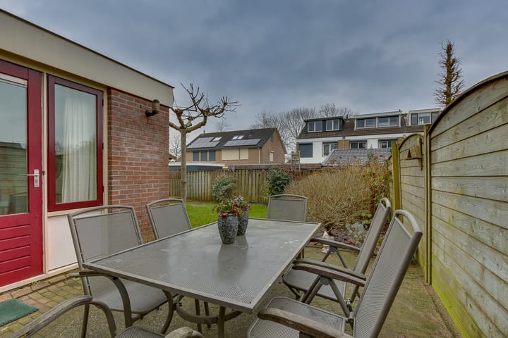 Foto 24 van Burgemeester van Engelenweg 203-C