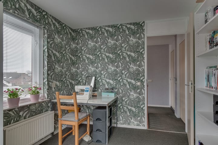 Foto 42 van Burgemeester van Engelenweg 203-C