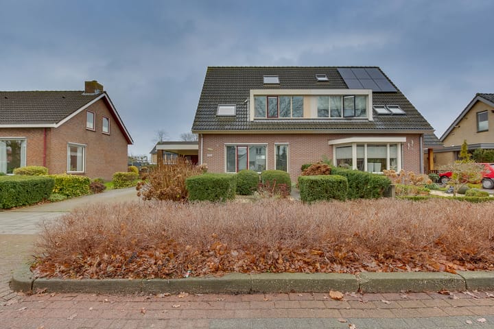 Foto 49 van Burgemeester van Engelenweg 203-C