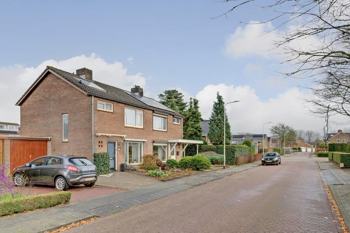 Foto 27 van Franciscusstraat 39