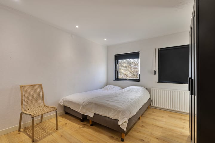 Foto 17 van Alexander Verhuellstraat 113