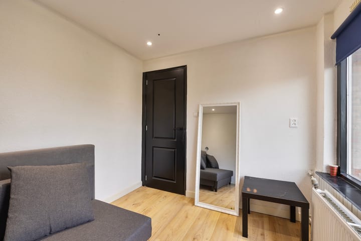 Foto 20 van Alexander Verhuellstraat 113