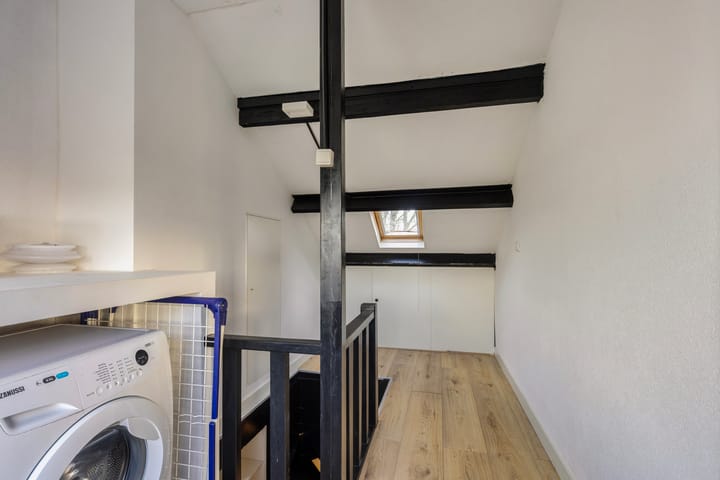 Foto 26 van Alexander Verhuellstraat 113