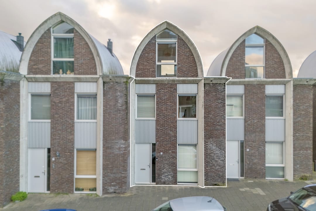 Foto 2 van Antoni Gaudipark 11